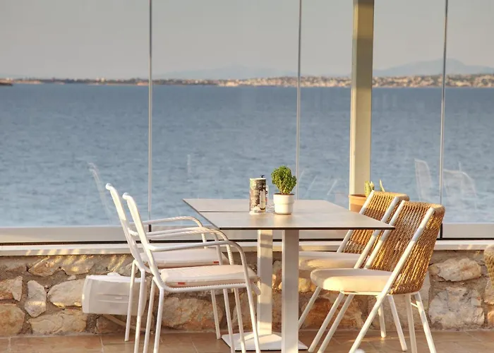 Kekrifalia Hotel